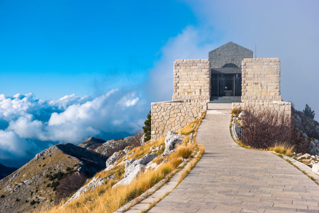Lovcen National Park - King Petar Petrovic Njegos Mausoleum - vakantie Montenegro - Christoffel Travel
